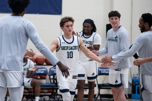 Skipjacks Host Hagerstown on Sophomore Night